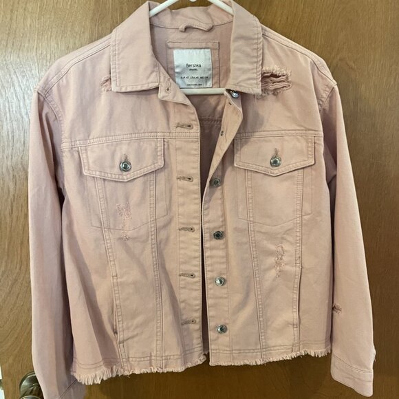 Bershka Denim Women’s Distressed Button Up Jean Jacket Size XS Light Pink EUC - Picture 3 of 6